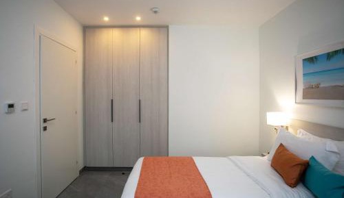 King Suite with Sofa Bed and Living Room - Non-Smoking
