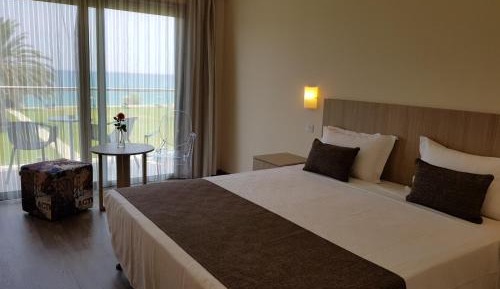 Superior Twin Room with Sea View
