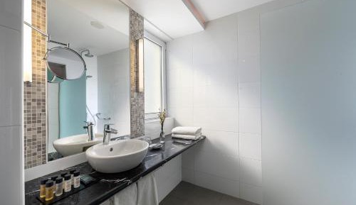 Grand Suite Sea View with Outdoor Whirlpool