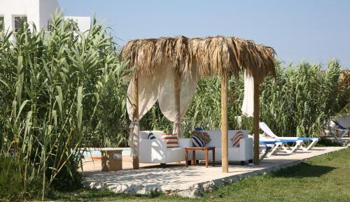 Three Bedroom Villa - Beach Front