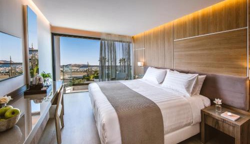 Standard Double or Twin Room with Inland View