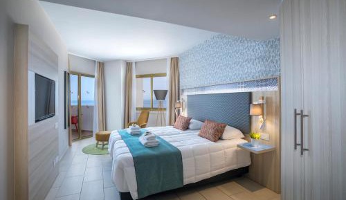 Executive Suite with Sea View