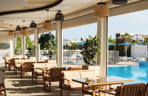 Oroklini Hotel | Sveltos Hotel