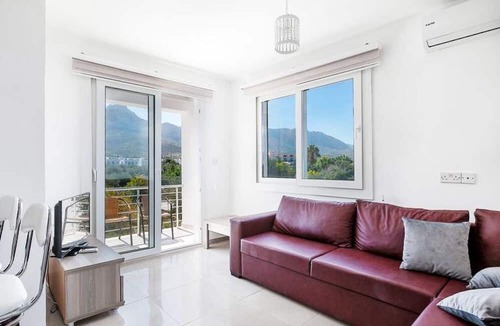 Zeytinlik Apartment | Kyrenia AzurePure Flat