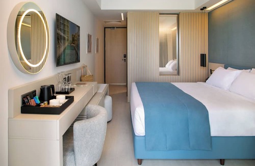 Oroklini Hotel | Mercure Larnaca Beach Resort