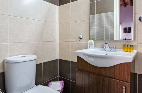 Vasa Koilaniou Apartment | Sanders Village - Pleasant Studio w - Garden View