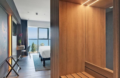 Limassol Hotel | NYX Hotel Limassol
