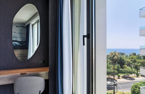 Limassol Hotel | NYX Hotel Limassol