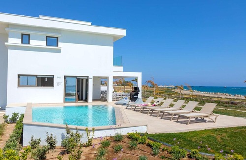 Softades Villa | Villa, gym, sauna, only minutes from the sea