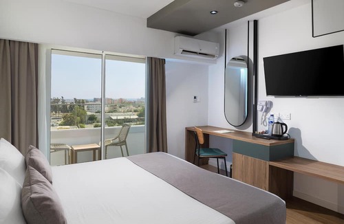 Limassol Hotel | Pefkos Hotel