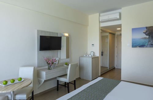 Ayia Napa Hotel | Tofinis Hotel