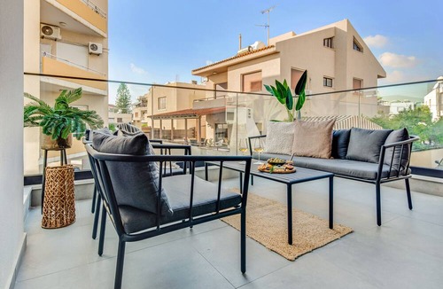 Limassol Apartment | Sanders Crystal 1 - Cute 1-bdr Apt w Shared Pool