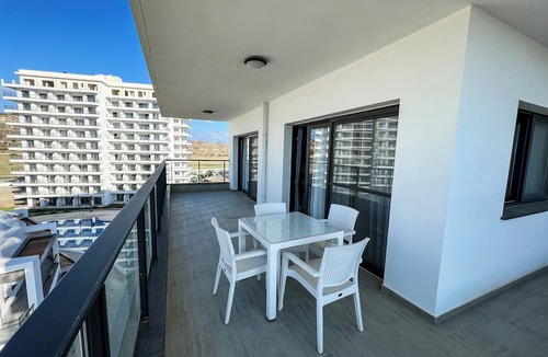 Gastria Apartment | Isabella Pool Apartments