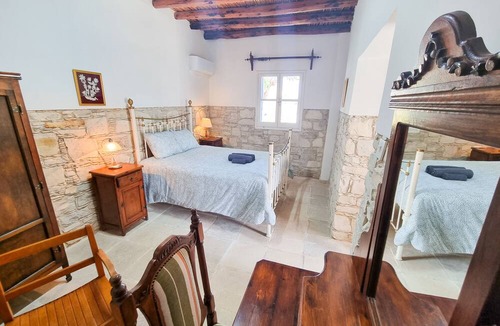 Skarinou Apartment | Aphrodite Romance Apartment
