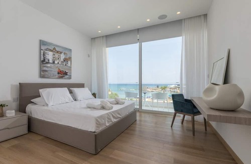 Pernera Villa | Blue Waves Protaras Beachfront Villa 3