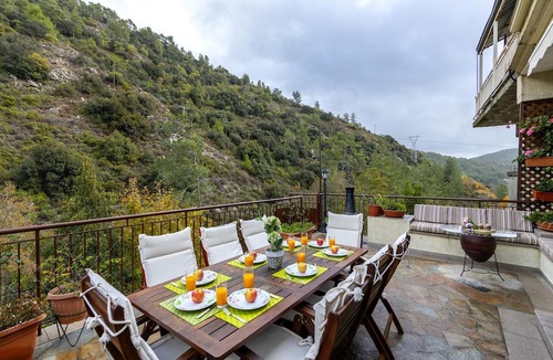 Kato Amiantos Villa | Troodos Riverside Cottage