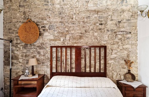 Vasa Koilaniou Apartment | Sanders Village - Lovely Studio w Garden View