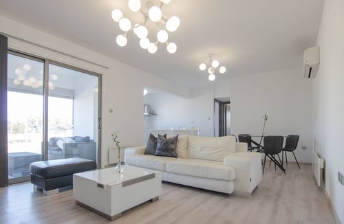 Aglantzia Apartment | Phaedrus Living City Flat Rafaella 6