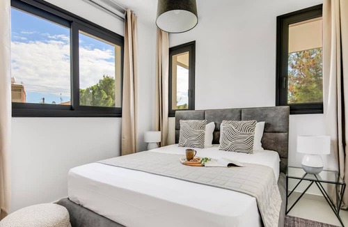 Agia Fyla Apartment | Sanders Triple - Lovely 1-bdr Apt With Balcony