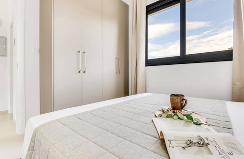 Agia Fyla Apartment | Sanders Triple - Lovely 1-bdr Apt With Balcony