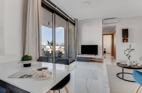 Limassol Apartment | Sanders Palama - Lovely 2-bdr Apt With Balcony