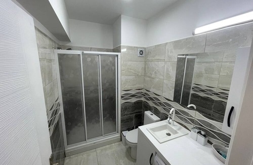 Trikomo Apartment | "Poseidon's Paradise", Long Beach, Sea View with Pool access