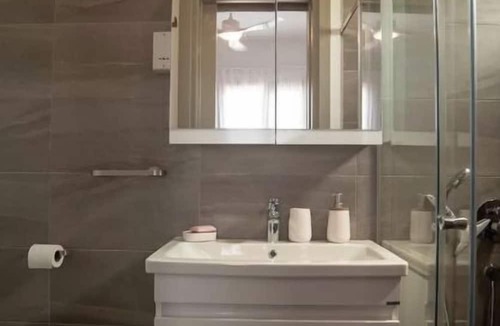 Pnarbas Apartment | Newly Renovated Apartment with Sea View Esentepe