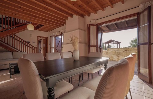 Kato Akourdalia Villa | Phaedrus Living Amarakos Villa