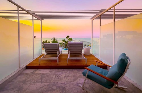 Oroklini Hotel | Radisson Beach Resort Larnaca