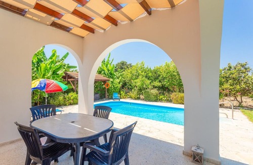 Polis Villa | Sun Beach Villa Thio Large Private Pool Walk to Beach A C Wifi Car Not Required - 2840