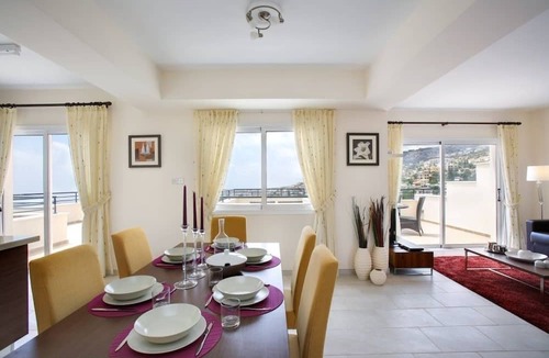 Peyia Town Apartment | Club Coral View Resort