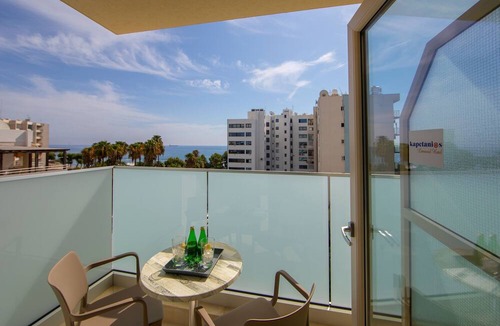 Limassol Hotel | Kapetanios Limassol Hotel