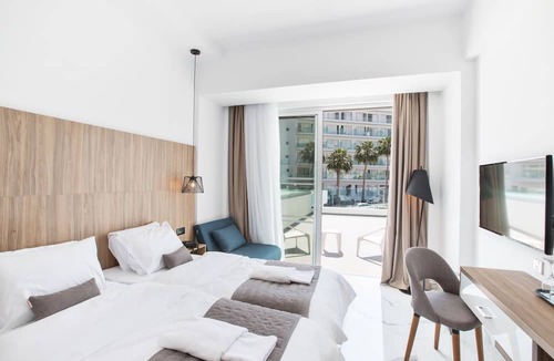 Protaras Hotel | The Blue Ivy Hotel and Suites