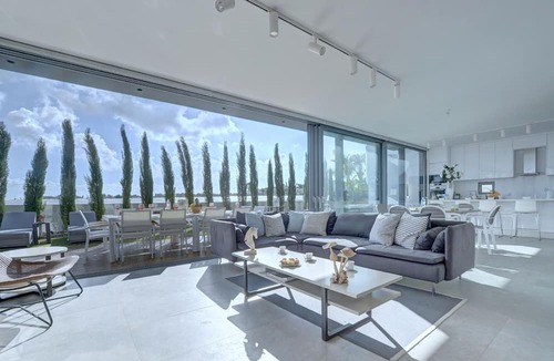 Kapparis House | Protaras Holiday Villa with private pool, hot tub