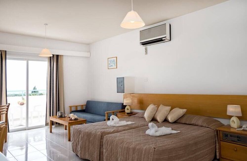 Chlorakas Hotel | Sunny Hill Hotel Apartments