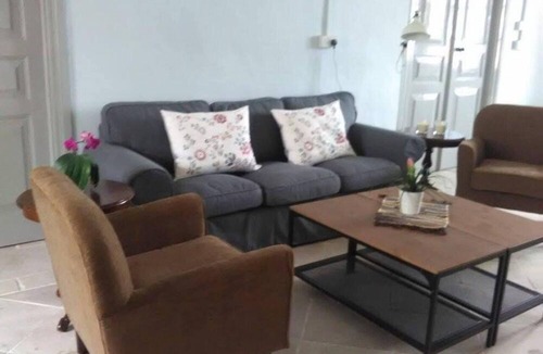 Pissouri House | Immaculate 4-bed House in Pissouri