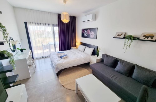 Gastria Apartment | Helena Pool Apartments
