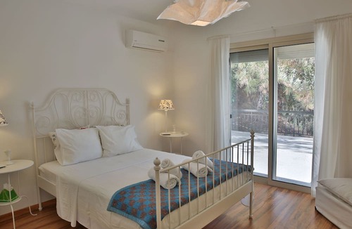 Moniatis Villa | Nestor Hillside House by TrulyCyprus