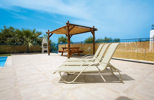 Agios Georgios Pegeias Villa | Peaceful villa close to St Georges Harbour