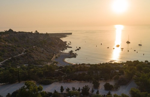 Pentakomo Villa | Sanders Governor's Beach House - Charming Villa With Sea View