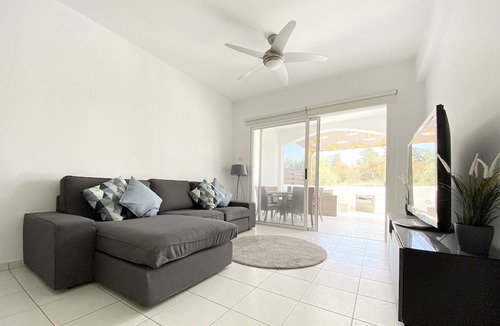 Anarita Apartment | Modern 2 Bed with Spacious Veranda & 2 Pools