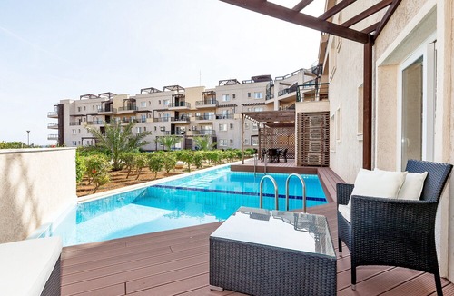 Bafra Apartment | Octopool with Private Pool