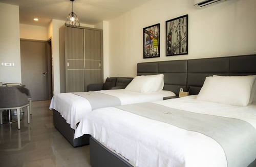 Larnaca City Centre House | Jimmy's Suites