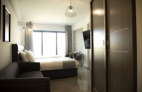 Larnaca City Centre House | Jimmy's Suites