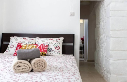 Larnaca Hostel | Aladdin's Hostel - Room 14