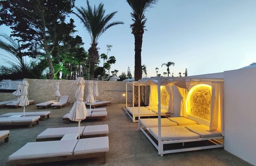 Pernera Hotel | Bohemian Gardens Hotel