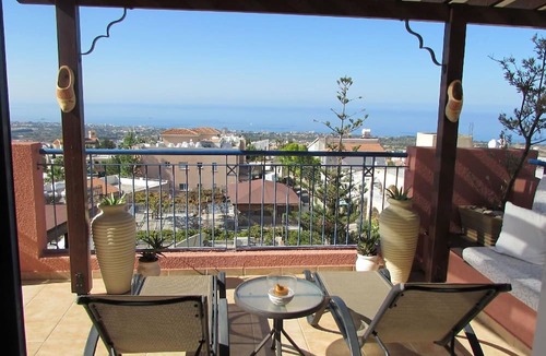 Tala Apartment | holiday house "Seaview" with pool