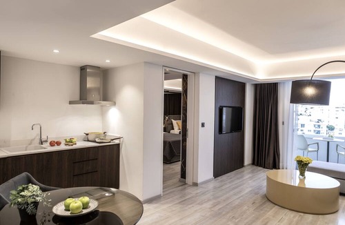 Nicosia Hotel | Almond Business Hotel