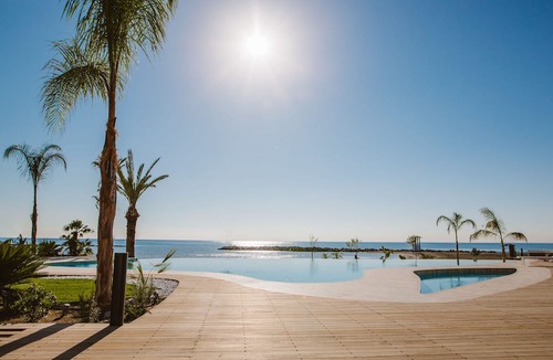 Oroklini Hotel | Lebay Beach Hotel