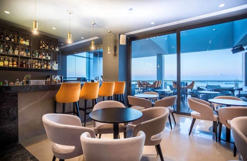 Larnaca Hotel | Radisson Blu Hotel, Larnaca